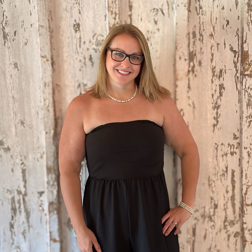 Meet your Posher, Jennifer